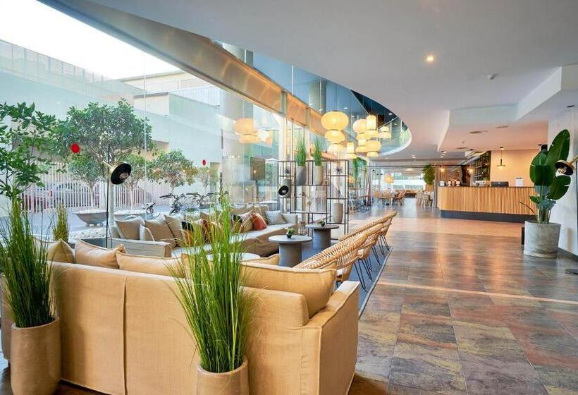 Отель Eurostars Málaga