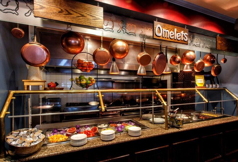 هتل Hilton Garden Inn New York / Staten Island