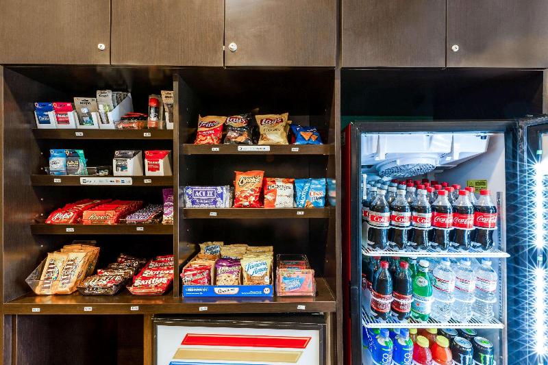 هتل La Quinta By Wyndham San Diego Mission Bay