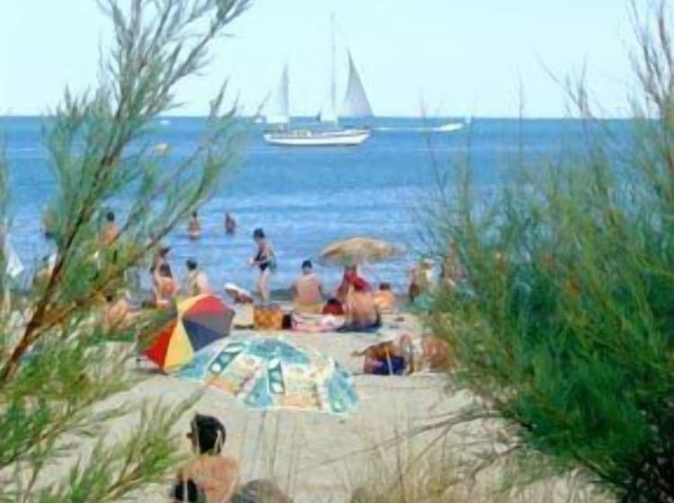 هتل Lagrange Vacances Les Pescalunes