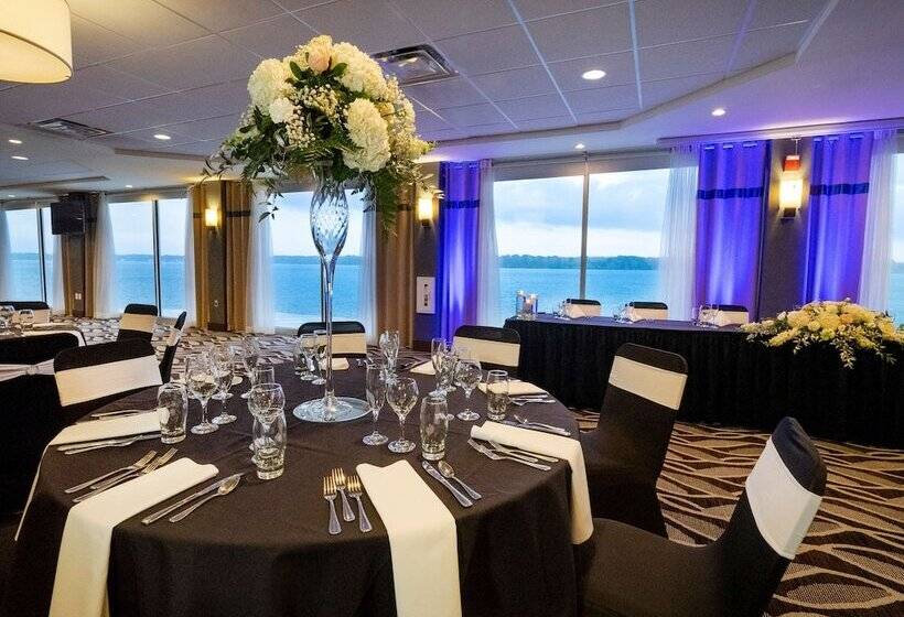 هتل Crowne Plaza Niagara Falls Ny   Riverside, An Ihg