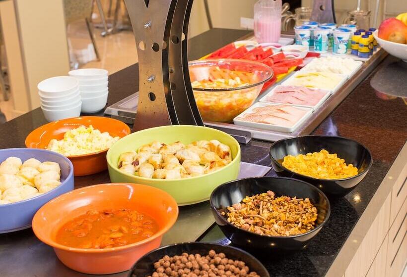 Rio Hotel By Bourbon Curitiba