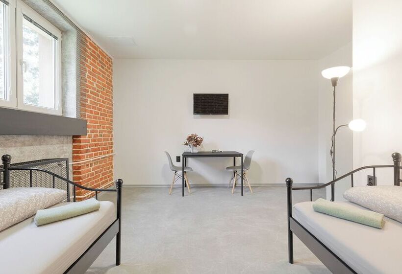 Hostel Na šalamouně