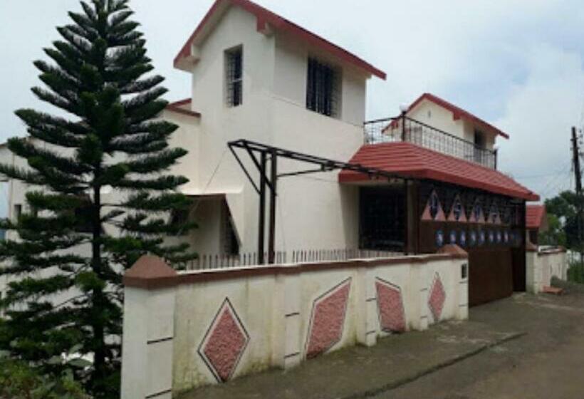 فندق Vamoose Laxmi Hill Resort