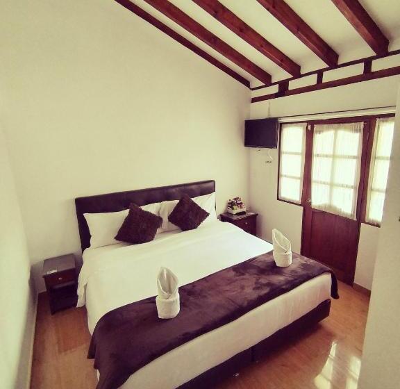 پانسیون Hospederia Sandaned