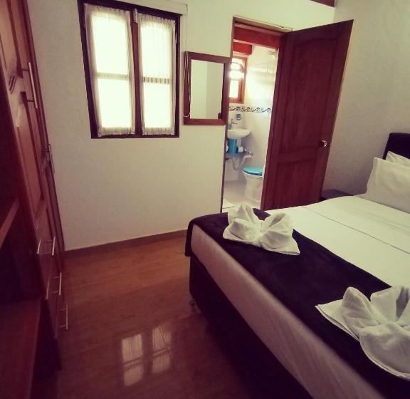 پانسیون Hospederia Sandaned