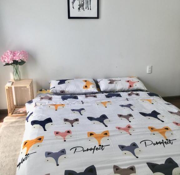 تختخواب و صبحانه 1993’s House