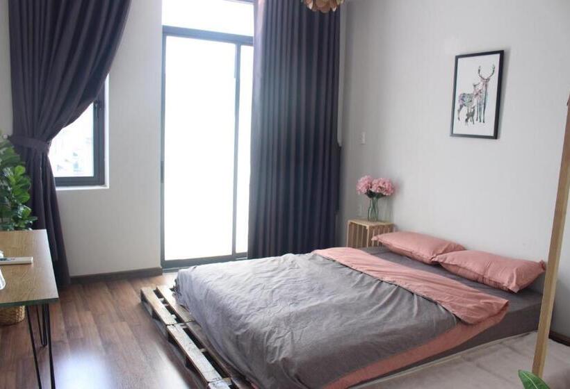 تختخواب و صبحانه 1993’s House