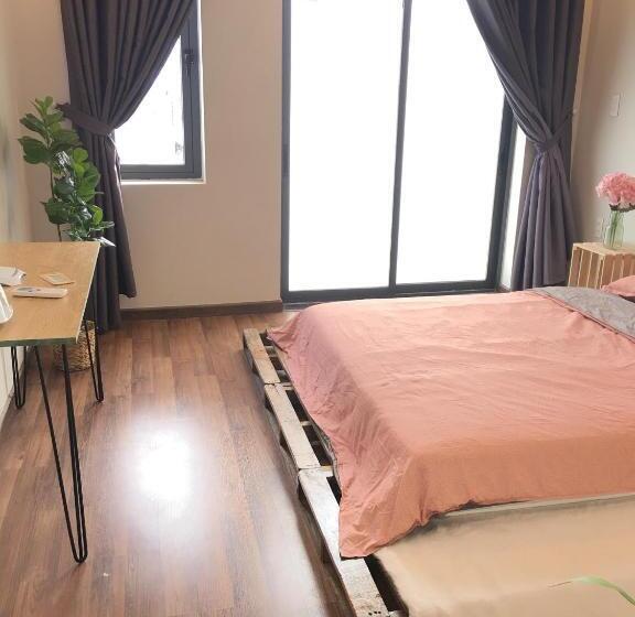 تختخواب و صبحانه 1993’s House