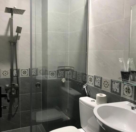 تختخواب و صبحانه 1993’s House