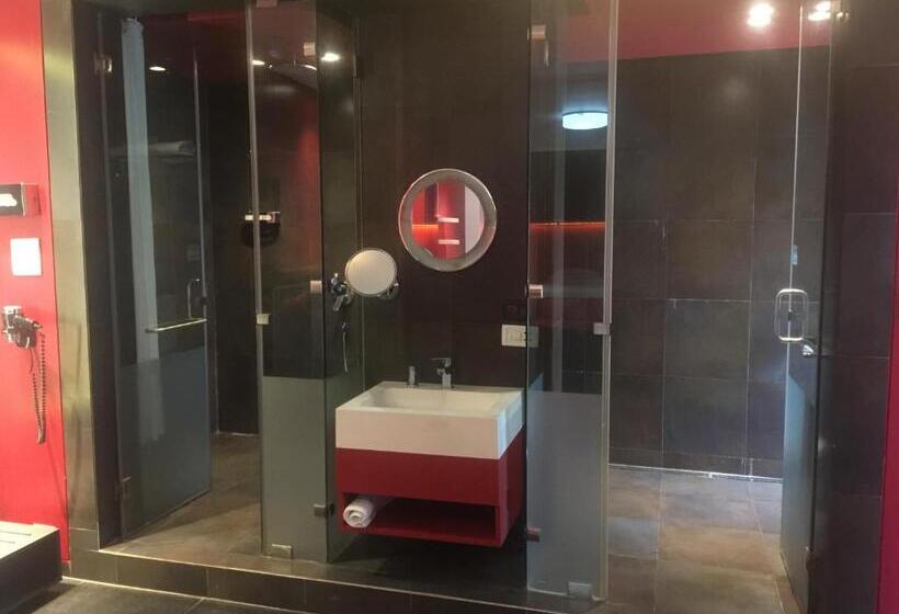 Fahrenheit Hotels & Resorts