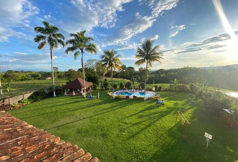 Finca Hotel Los Cocos