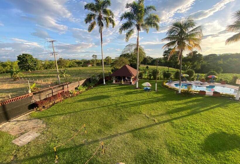 Finca Hotel Los Cocos