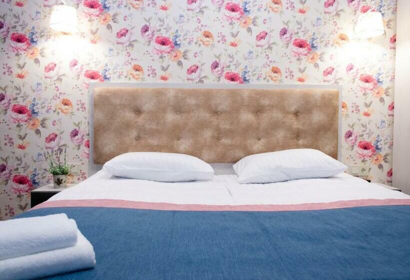 Apartment Barvy Lvova On Kostyushka St