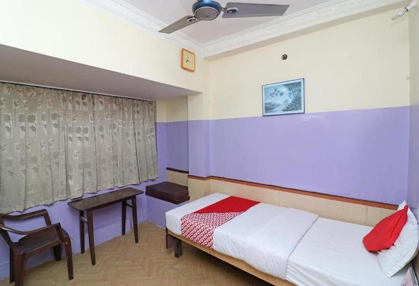 Oyo 28177 Hotel Amrita