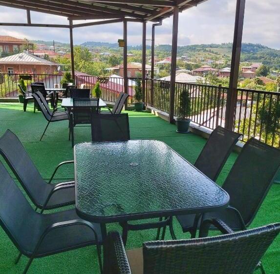 پانسیون Guest House Royal Comfort With Terrace