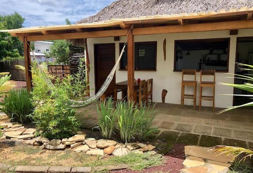 بنسيون Twoten° Surf Home