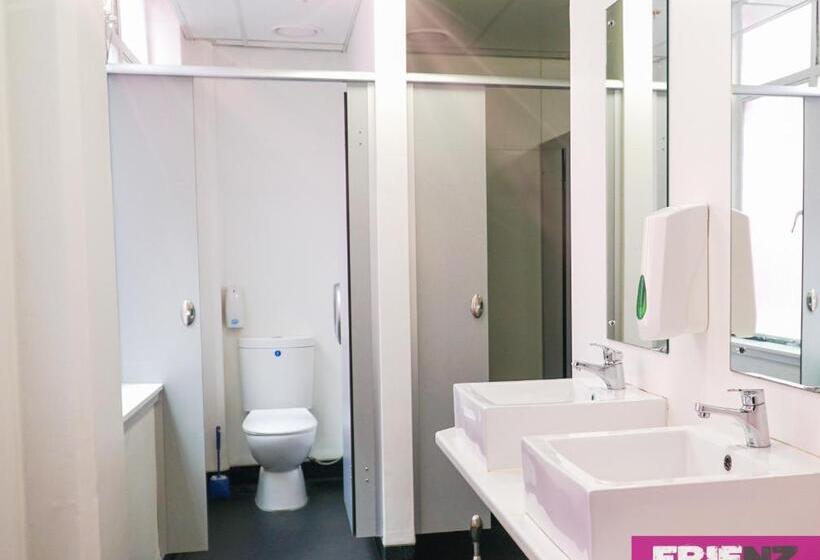 هاستل Frienz Backpacker