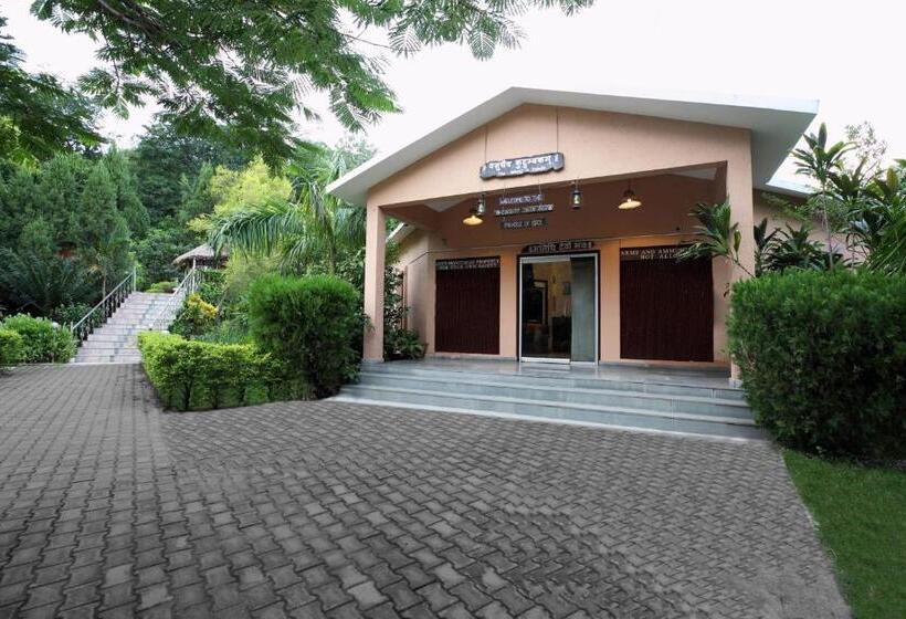 Click Resort Corbett Tiger Den