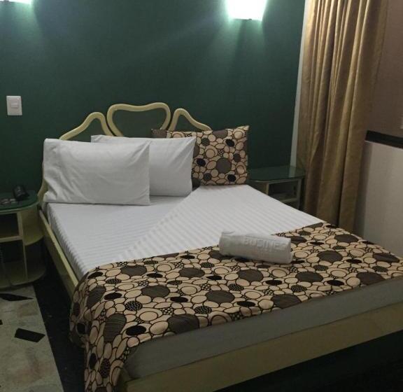 Hotel Business