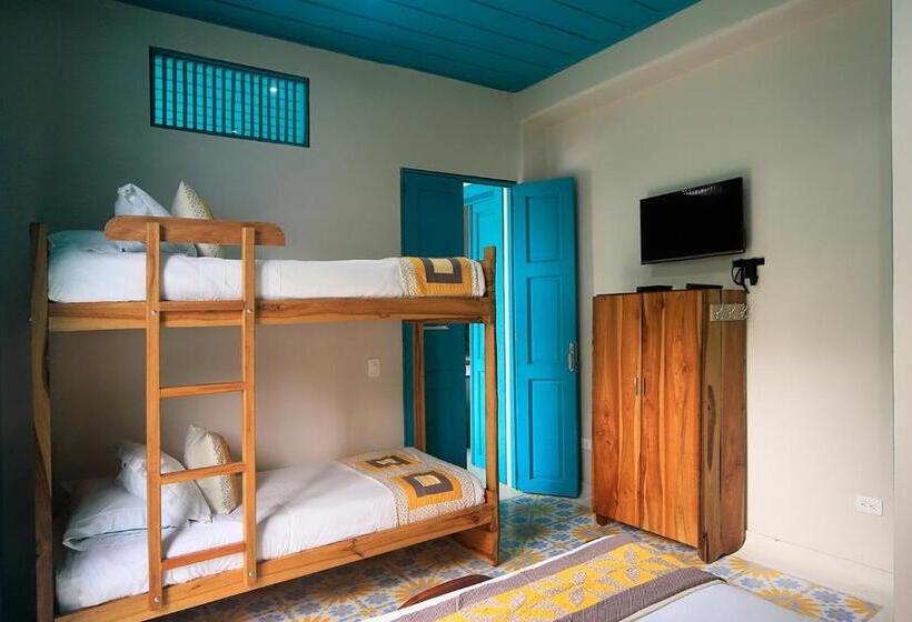 هتل Casa De Las Dos Palmas