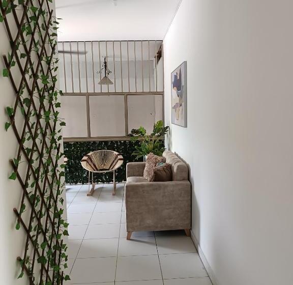 هتل Riviera Central