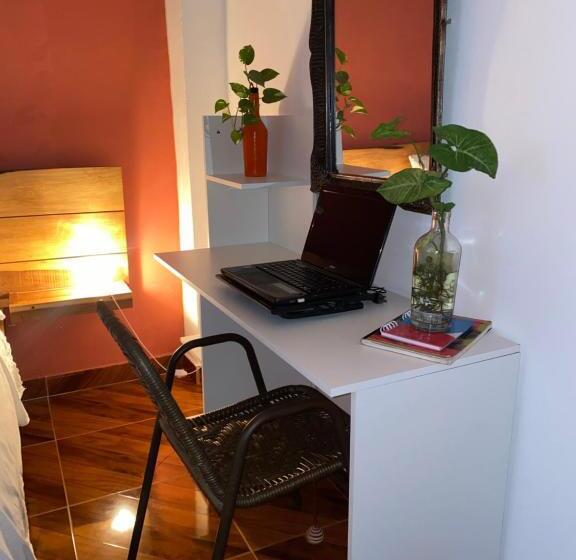 پانسیون Casa Italia Guest House