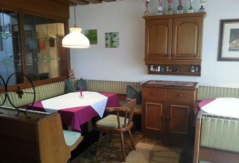 Пансион Gästehaus Eberl   Rita