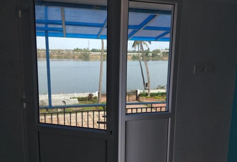 膳宿费 Nisarga Nirvana River House