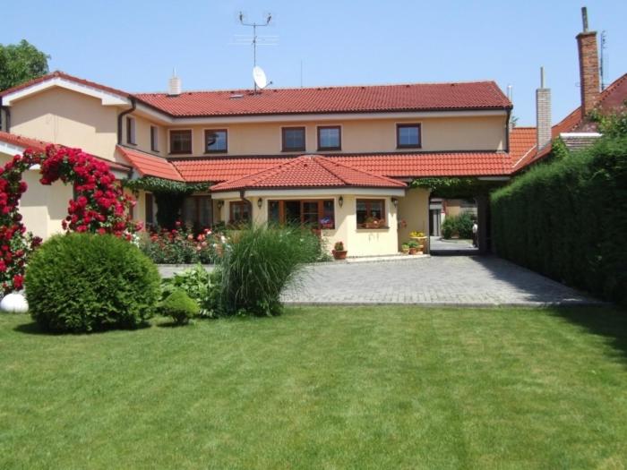 펜션 Penzion 77   Garni