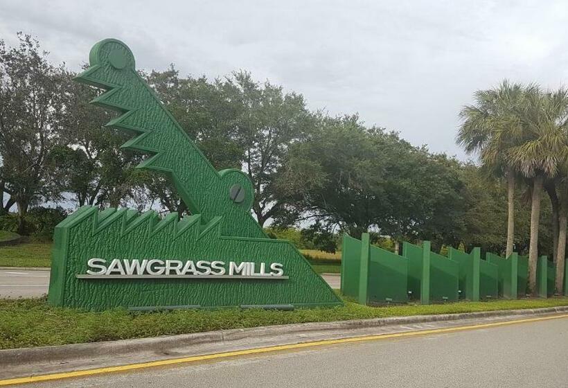Пансион Sawgrass