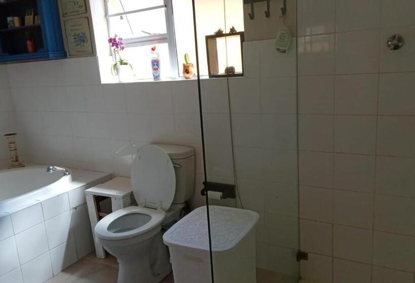 پانسیون Toscana Cottage