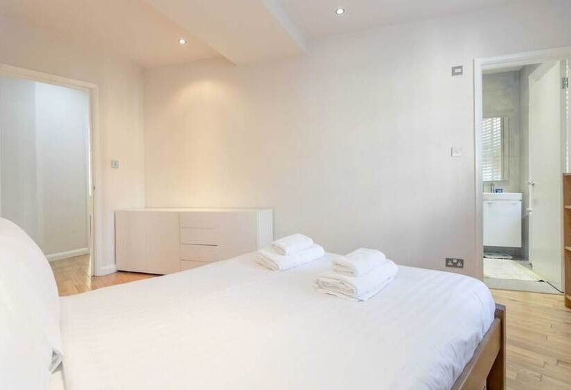 Fantastic 2 Bedroom Apartment In Central London