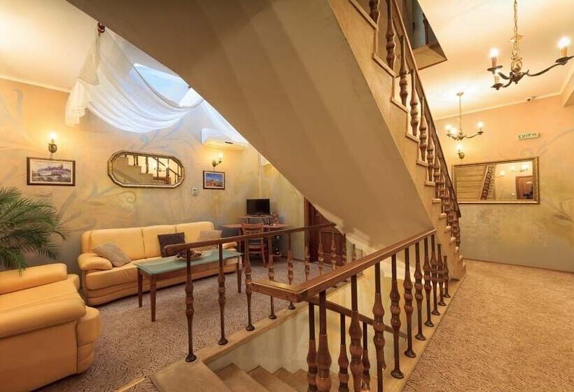 هتل Tsarevets Design And Spa