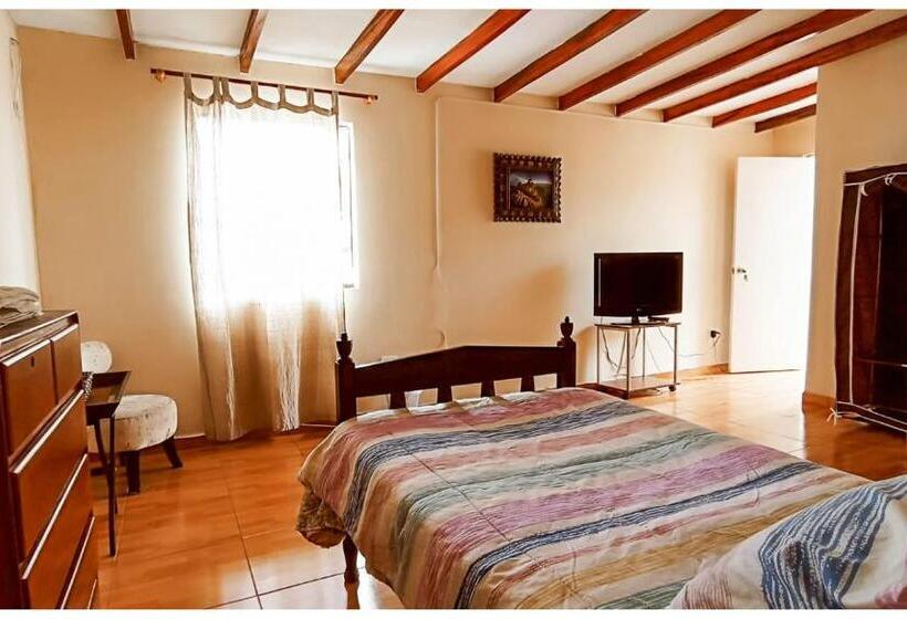 Pension Enhebra House