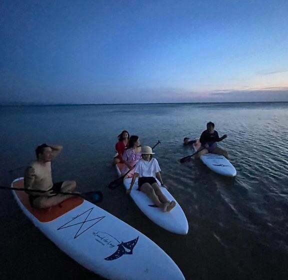 استراحتگاه Baan Koh Mak