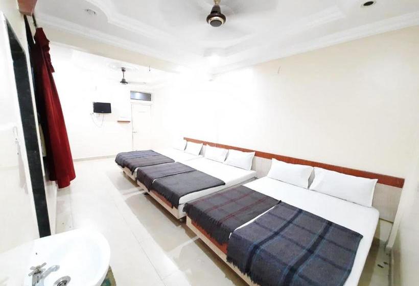 فندق Dwarka Nilayam