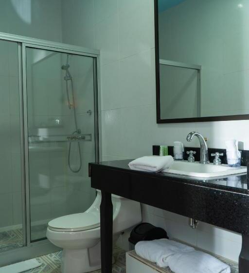 Layan Hotel & Spa