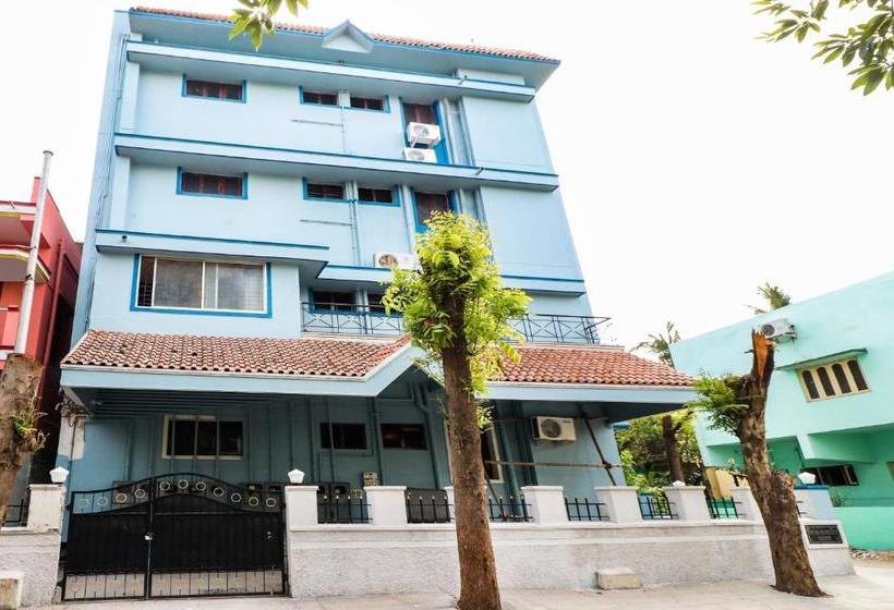 酒店 Oyo 76797 S V Apartments