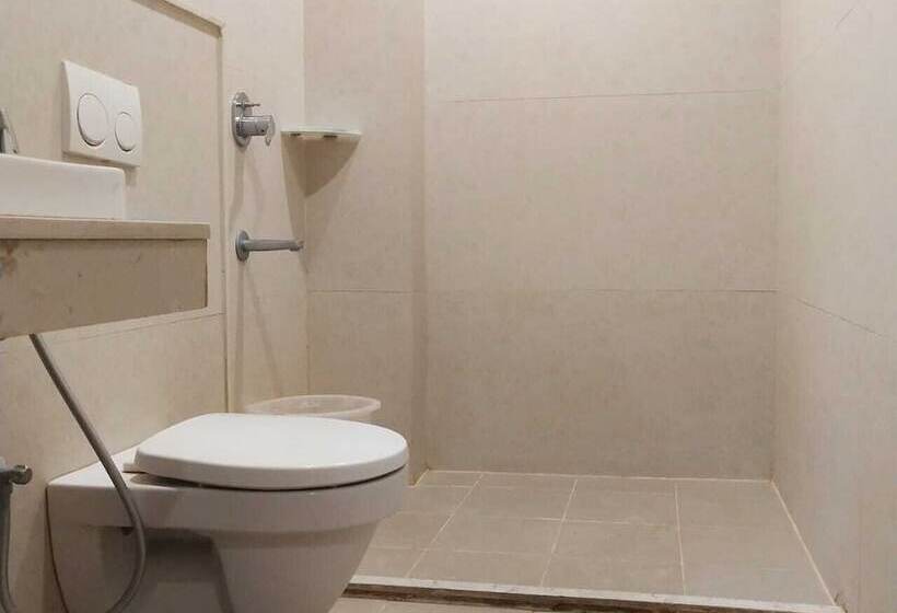 מוטל Pph Living Railotel Coimbatore