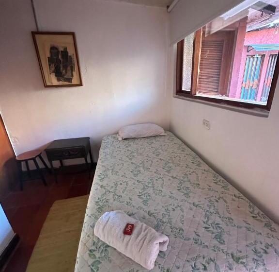 تختخواب و صبحانه Acogedor Hostal Usaquen La Parada Del Tren