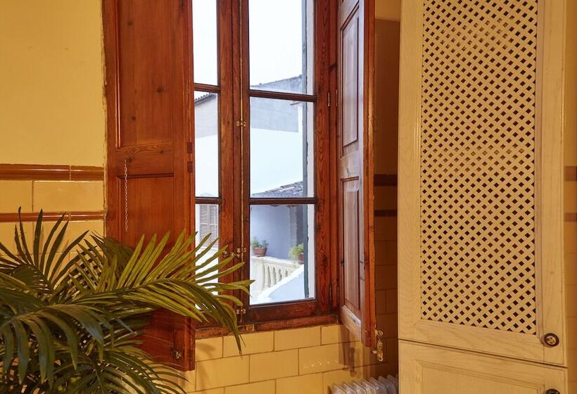 هتل Hostalet Can Pep