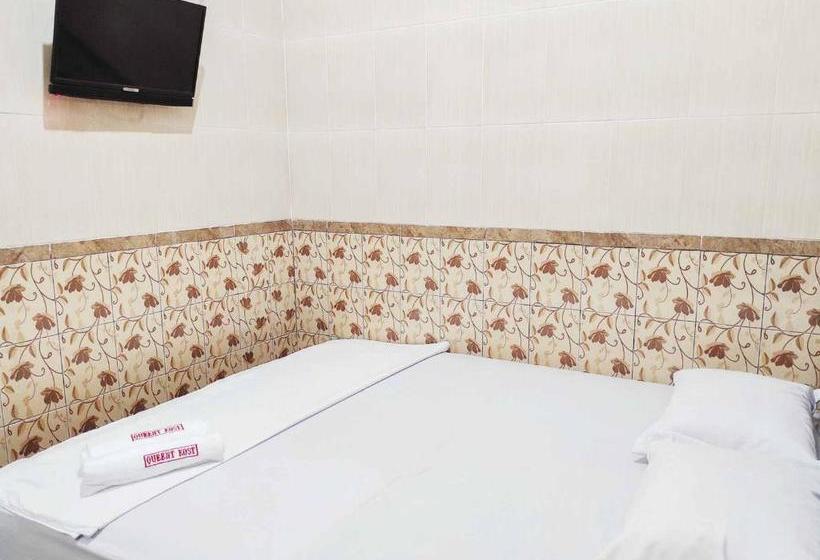 فندق Queen Asri Mitra Reddoorz