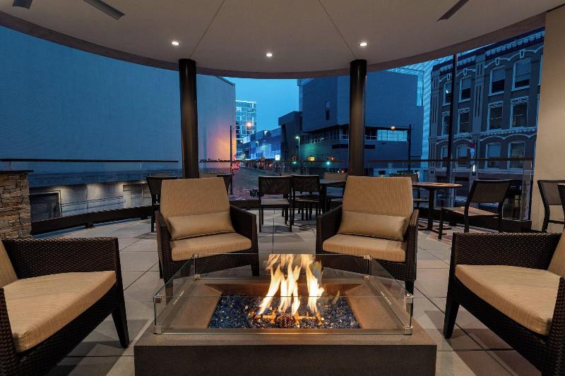 هتل Residence Inn By Marriott Grand Rapids Downtown