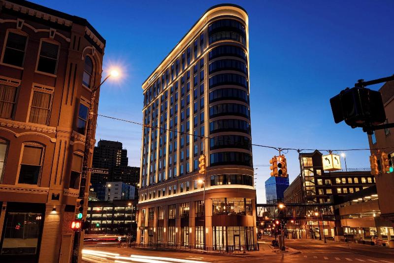 هتل Residence Inn By Marriott Grand Rapids Downtown