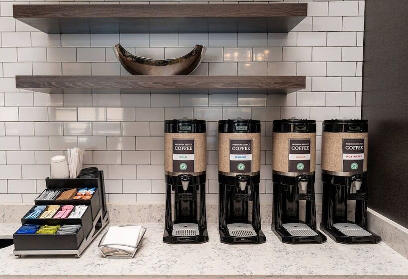 هتل Residence Inn By Marriott Grand Rapids Downtown