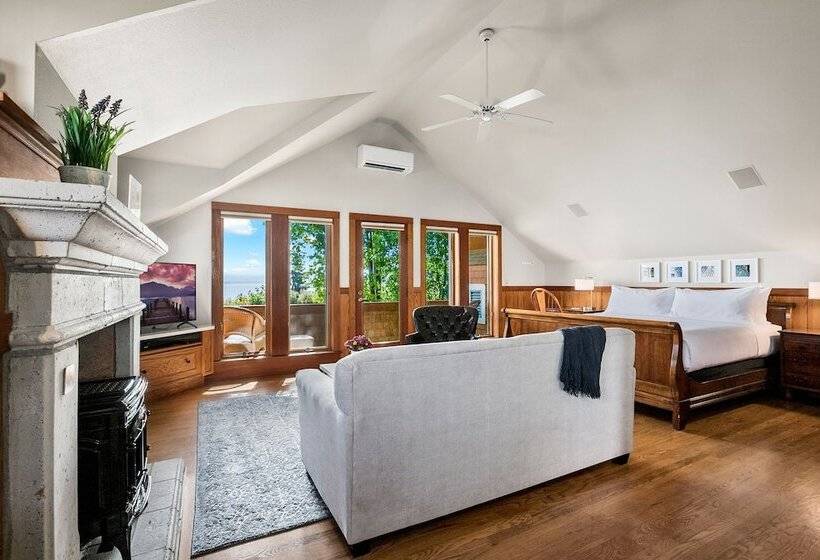 فندق Saratoga Inn