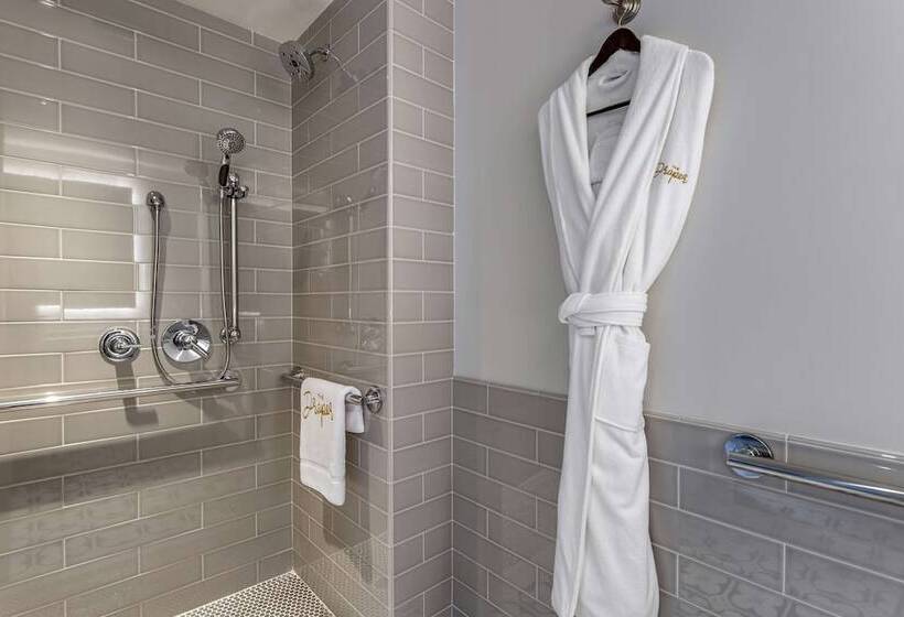 هتل The Draper New York, Tapestry Collection By Hilton