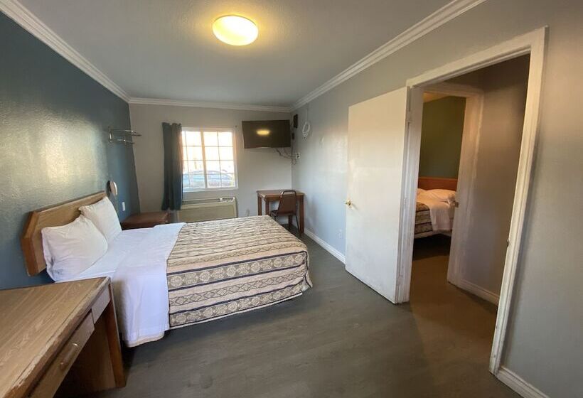 Мотель Sands Inn
