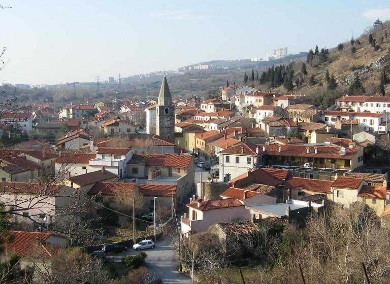 بنسيون Camere B81 Di Strain Neva